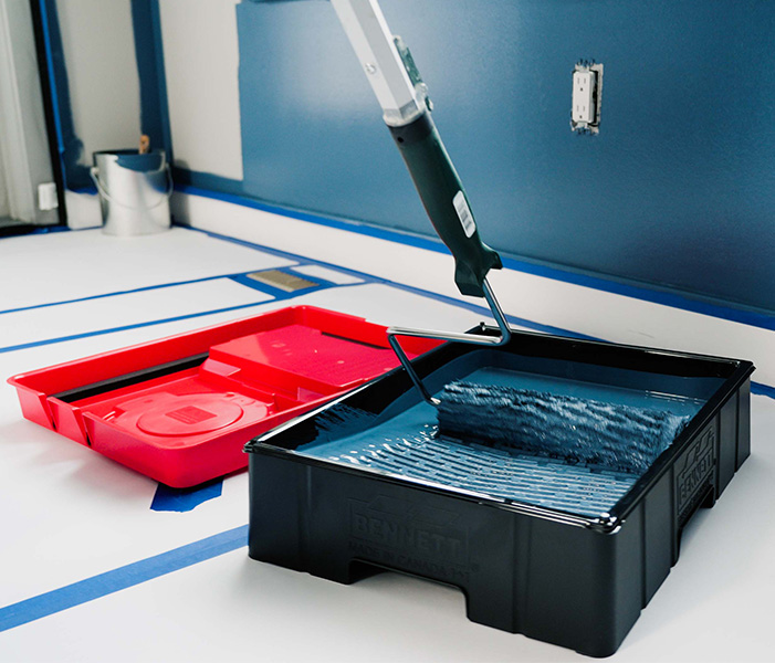 PALOT-TRAY-Red-Lid-and-Roller PALOT-TRAY-Red-Lid-and-Roller